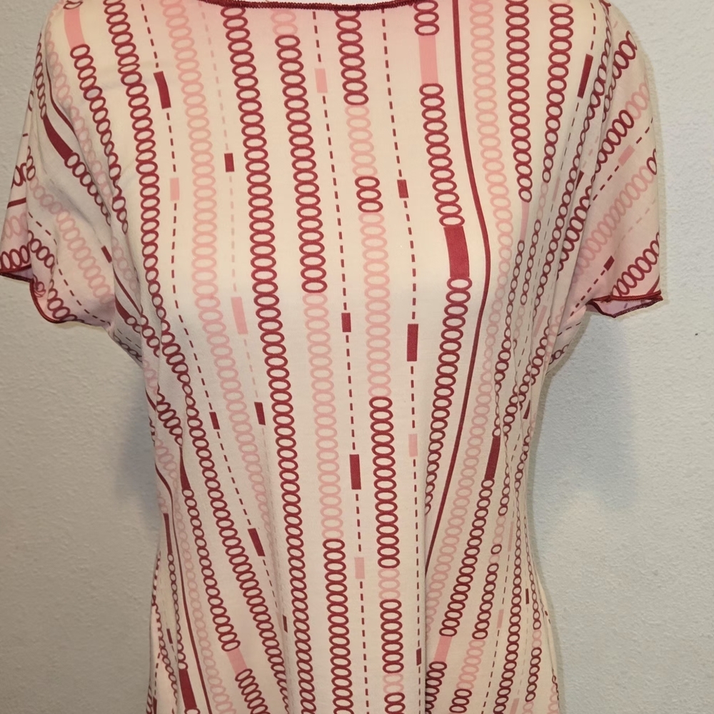 No Boundaries Pink Geometric Short Sleeve Top